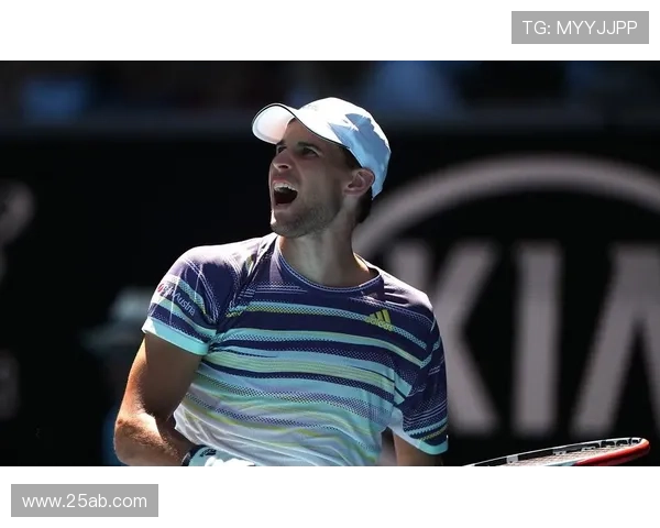 阿卡教练：情绪需克制，专注红土赛季